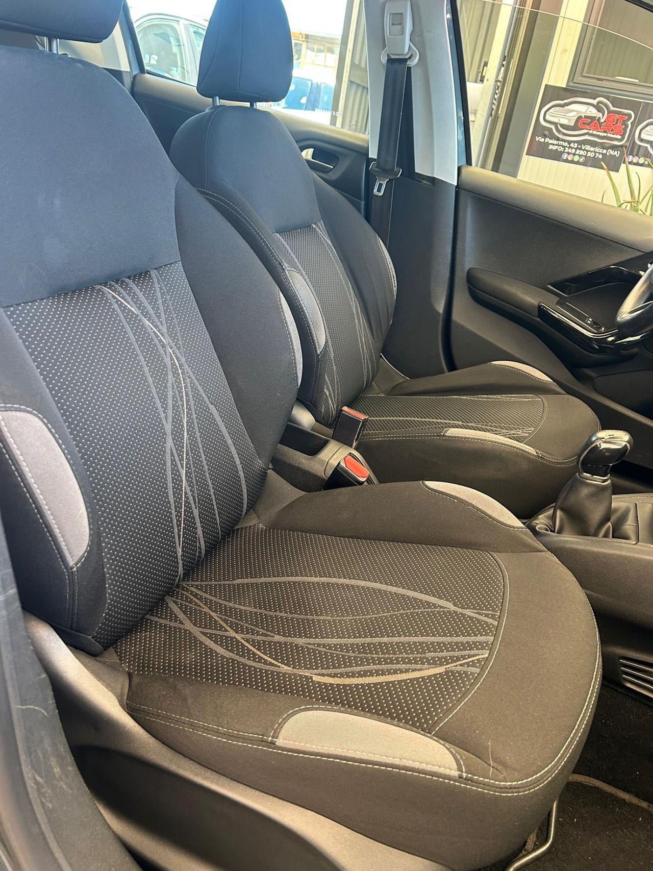 Peugeot 208 PureTech 82 5 porte Allure