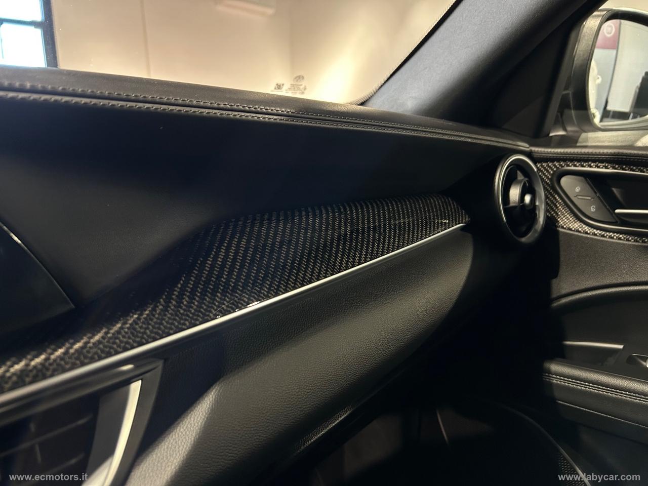 ALFA ROMEO Stelvio 2.2 T.diesel 210 AT8 Q4 VeloceTì