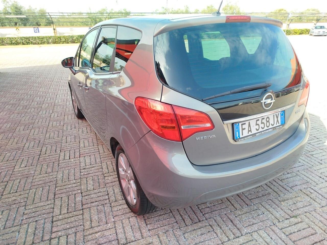 Opel Meriva 1.3 CDTI 95CV ecoFLEX Cosmo