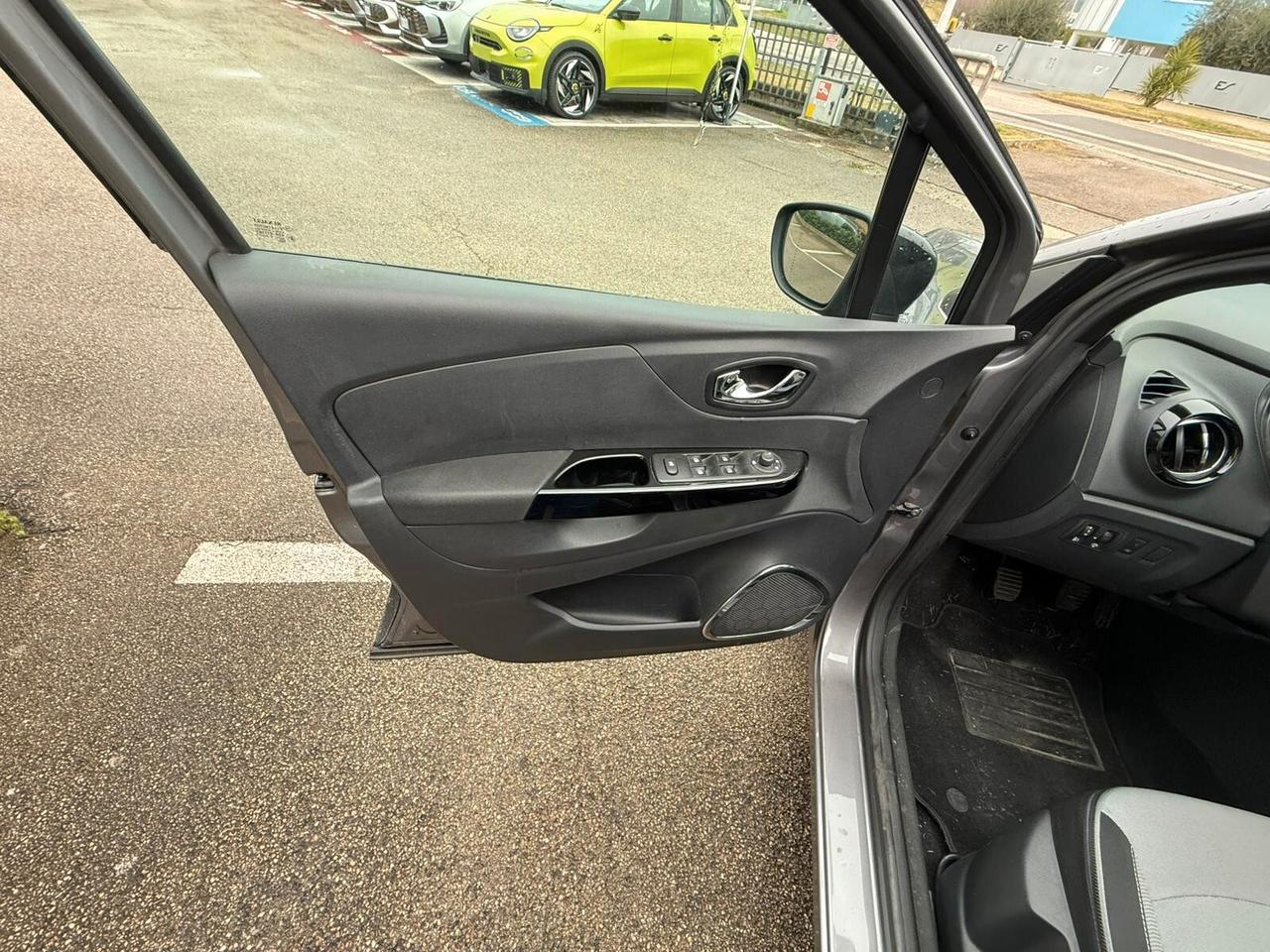 RENAULT CAPTUR 1,5 DCI 90 CV INTENS MY16 5P