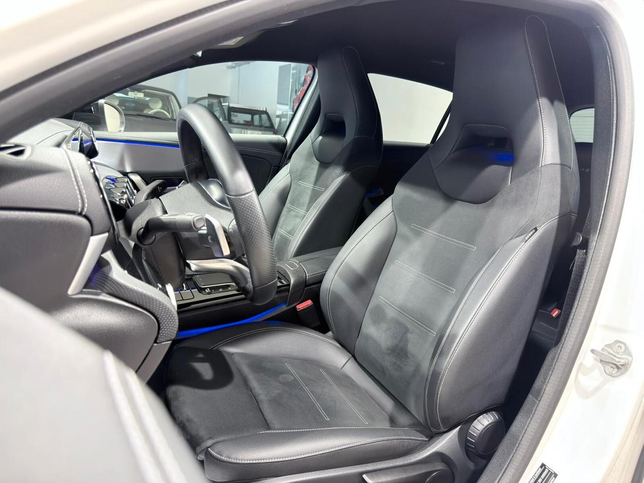 MERCEDES A200 D AUTO PREMIUM AMG LINE 2.0 150CV