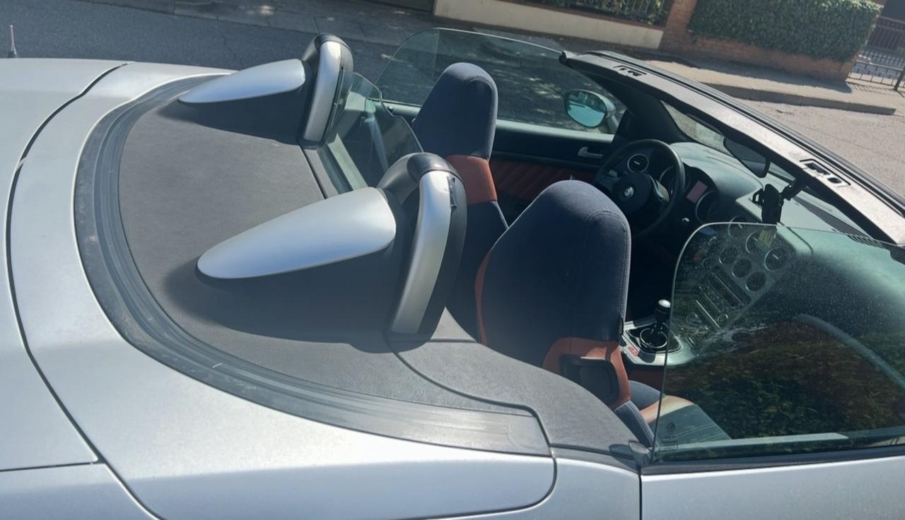 Alfa Romeo Spider 2.2 JTS Exclusive