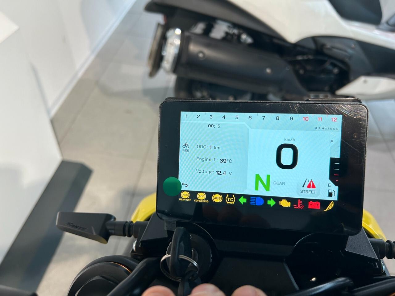 FANTIC STEALTH 125 IN PROMOZIONE