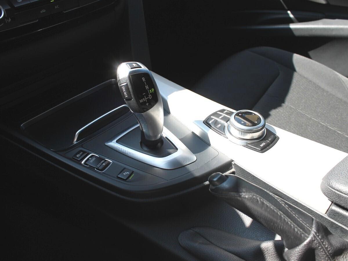 Bmw 320d Touring Advantage Automatica Euro 6