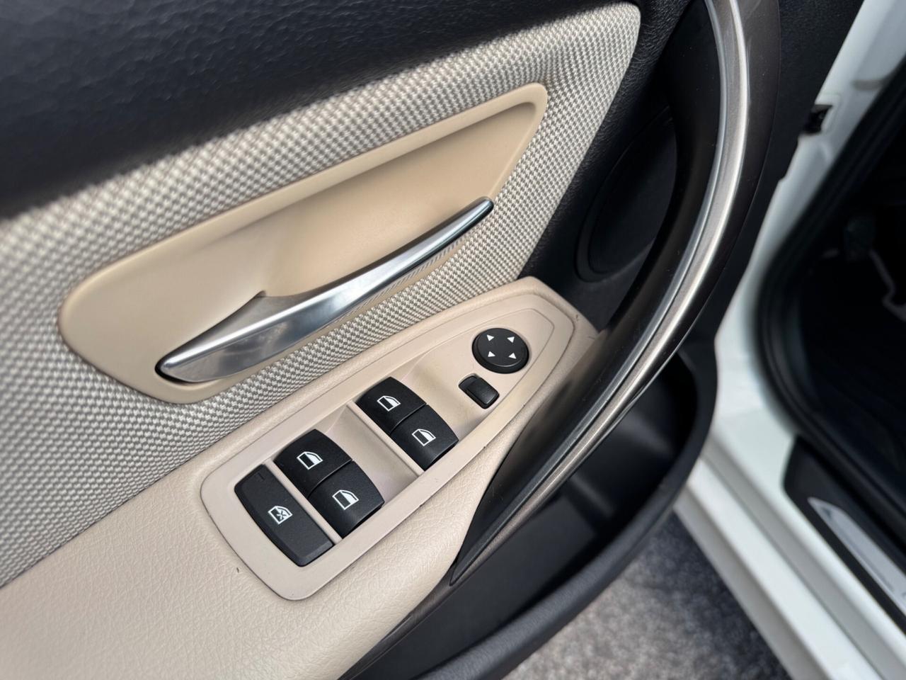 Bmw 320d 116cv Touring Modern NEOPATENTATI