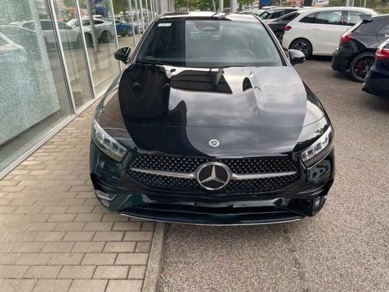 Mercedes-Benz Classe A A 200 d Premium AMG LED NAVI