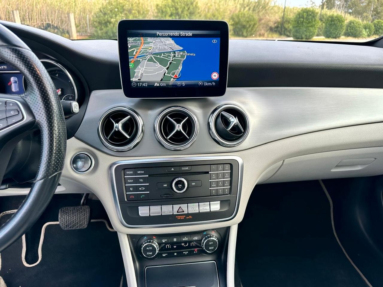 Mercedes-benz GLA 220 GLA 220 d Automatic