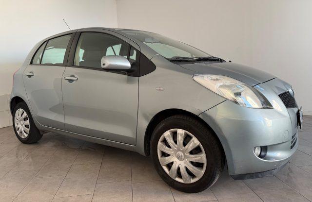 TOYOTA Yaris 1.3 5 porte M-MT SOL