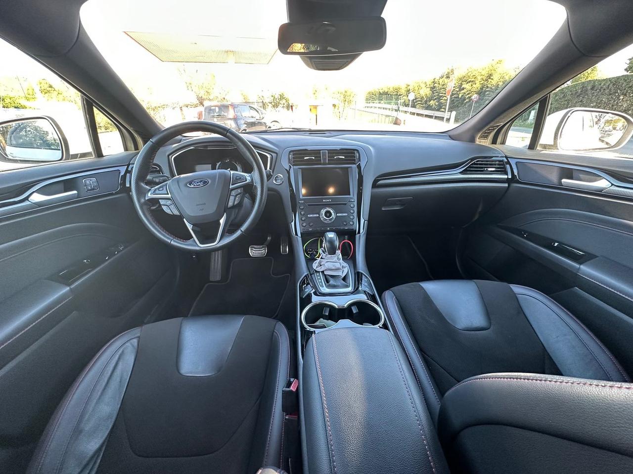 Ford Mondeo ST Line Business 2.0 HEV #10256