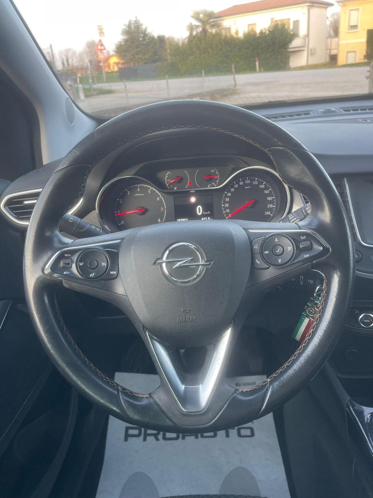 Opel Crossland X 1.2 12V Innovation GANCIO TRAINO