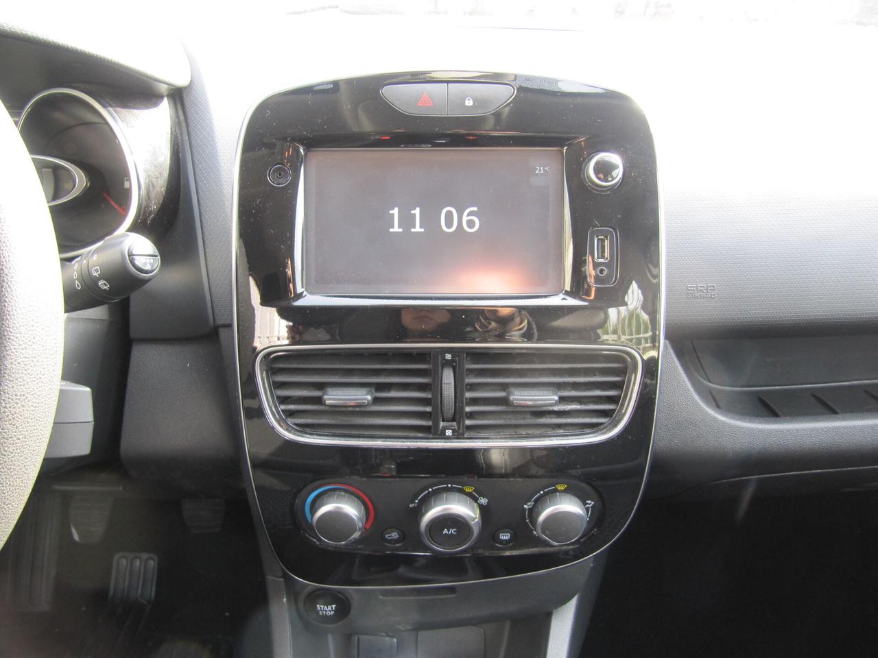 Renault Clio dCi 8V 75 CV 5 porte Duel2