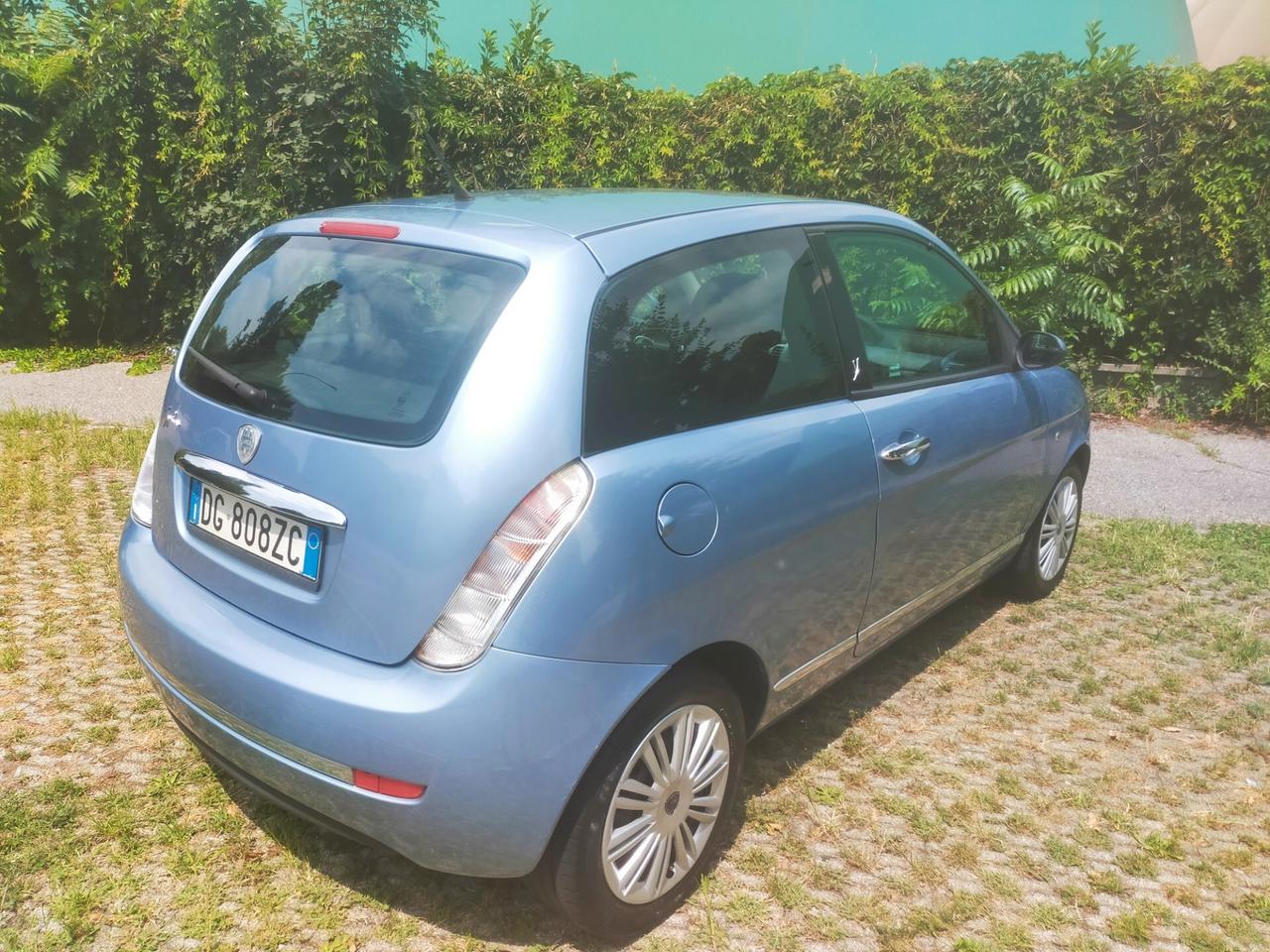 Lancia Ypsilon 1.2 Oro Giallo