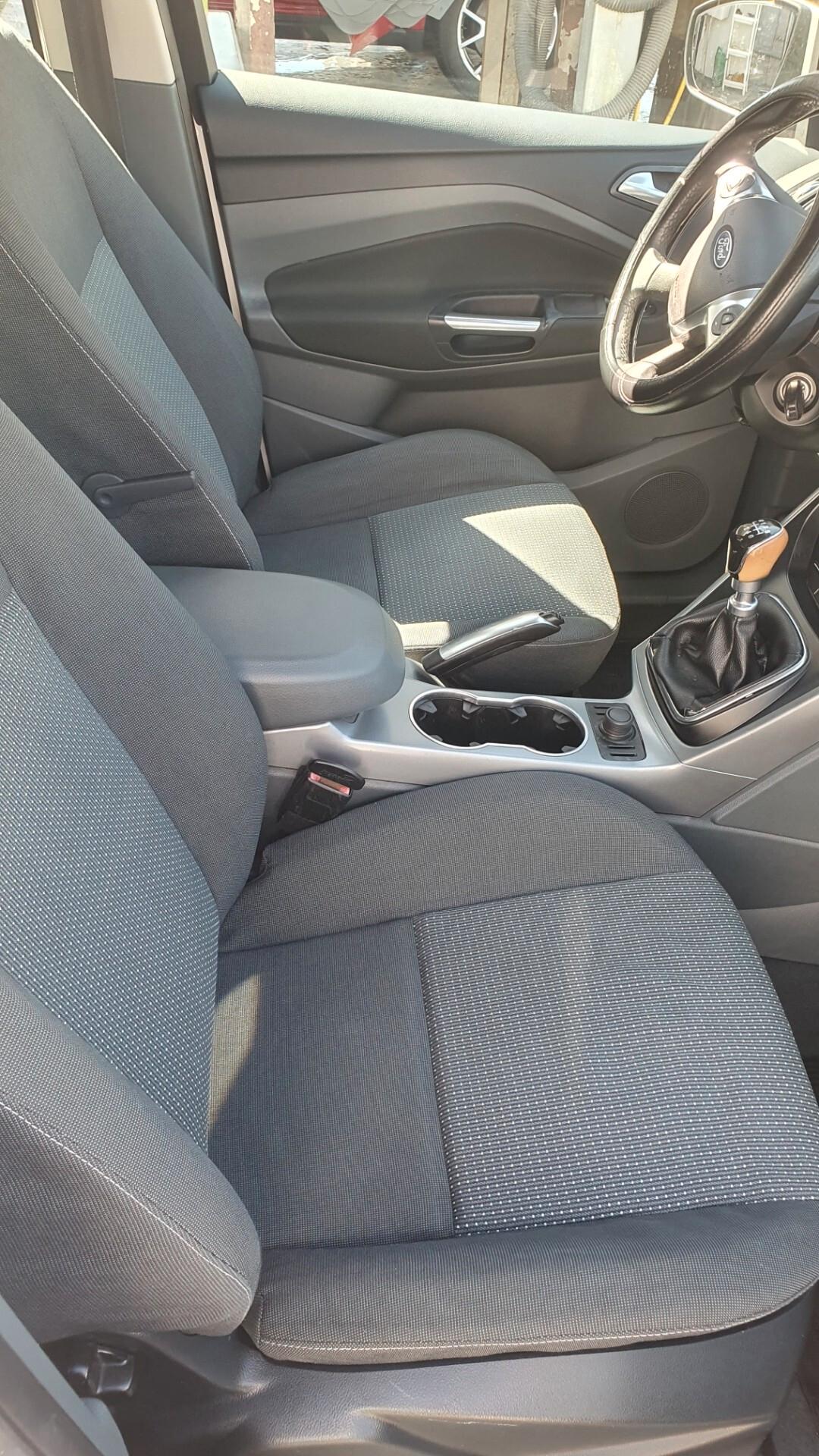 Ford C-Max 1.5 tdci titanium