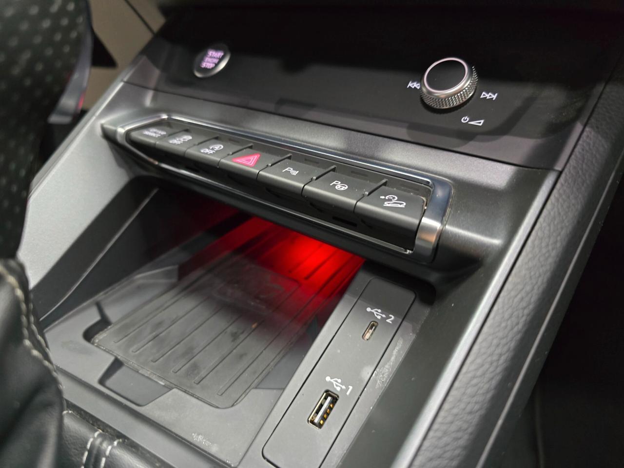 Audi Q3 35 TDI S tronic line (Extra full)