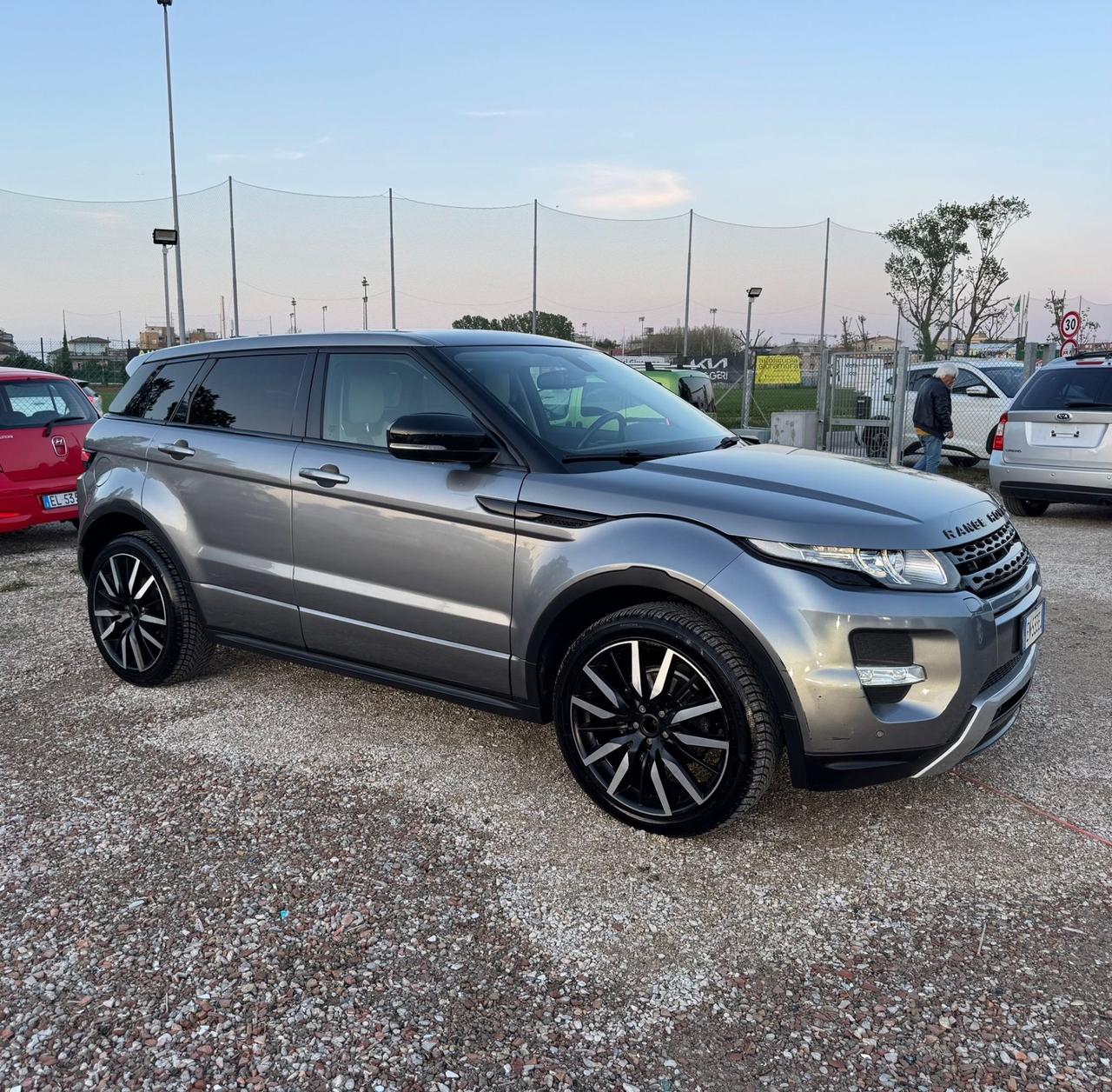 Land Rover Range Evoque 2.2 TD4 5p. Dynamic