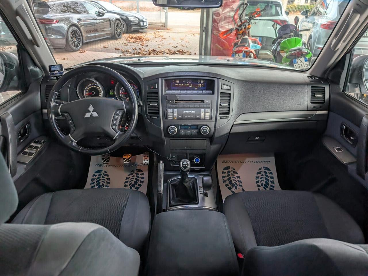 Mitsubishi Pajero 3.2 7 POSTI VERRICELLO