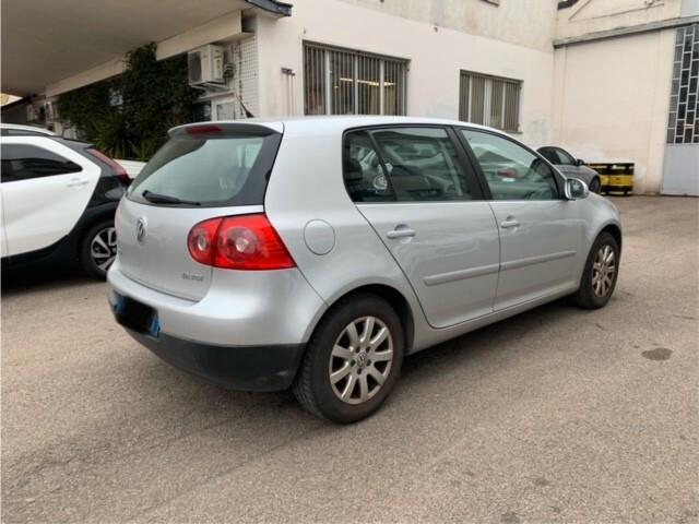 Volkswagen Golf 1.6 16V FSI 5p. Comfortline