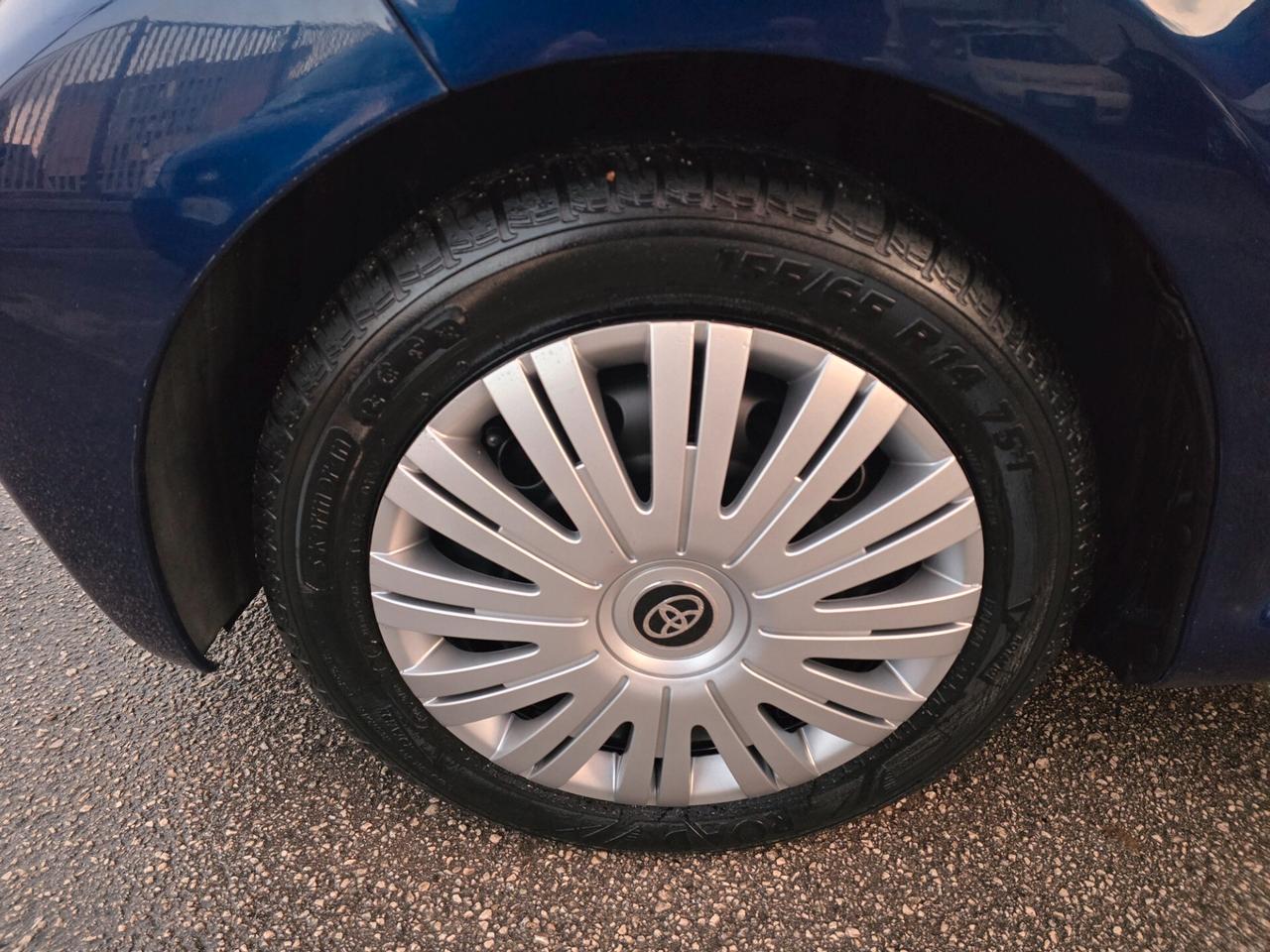 Toyota Aygo 1.0 12V VVT-i 5 porte Sound AUTOMATICA