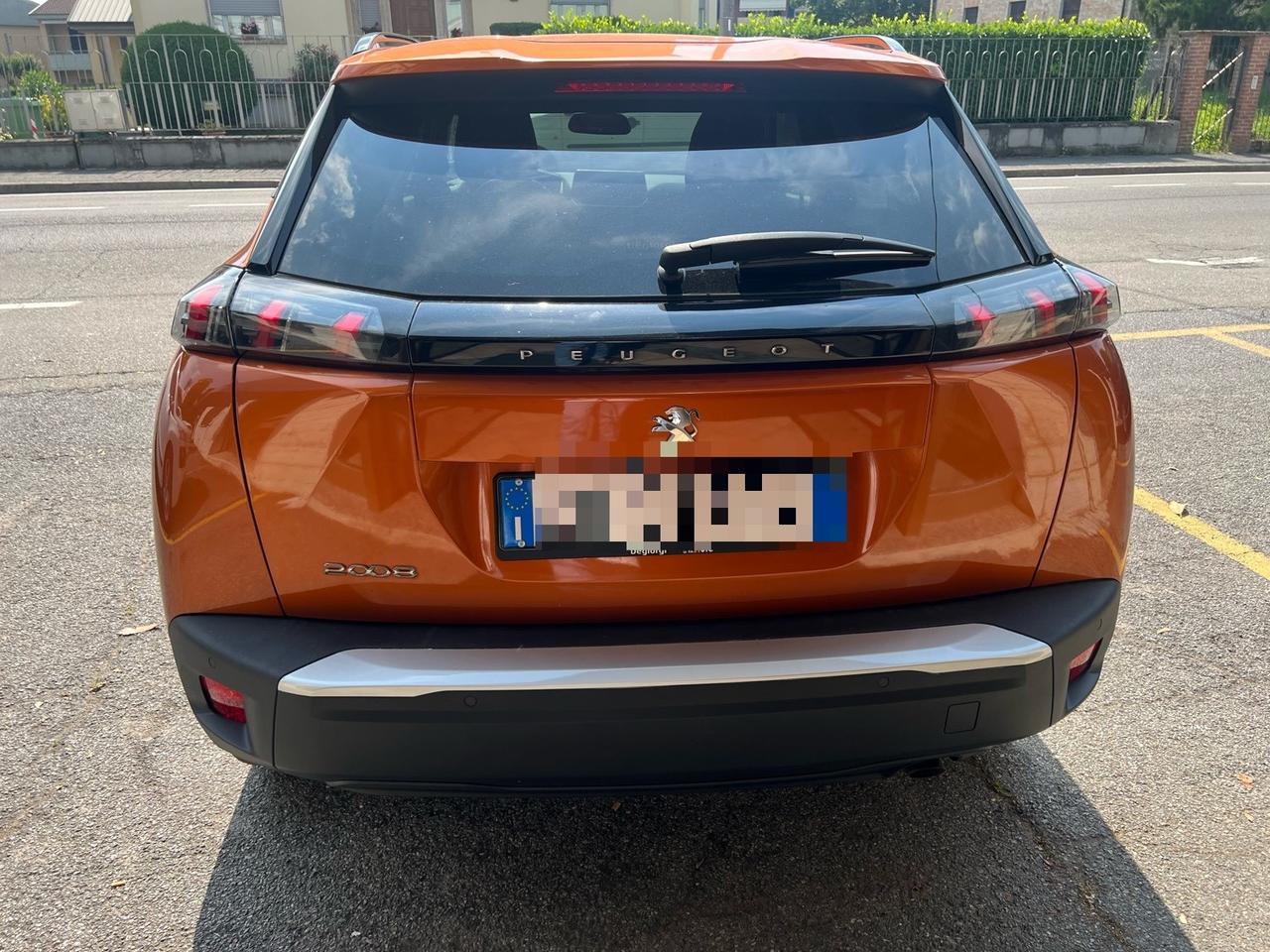 Peugeot 2008 PureTech 100 S&S Allure