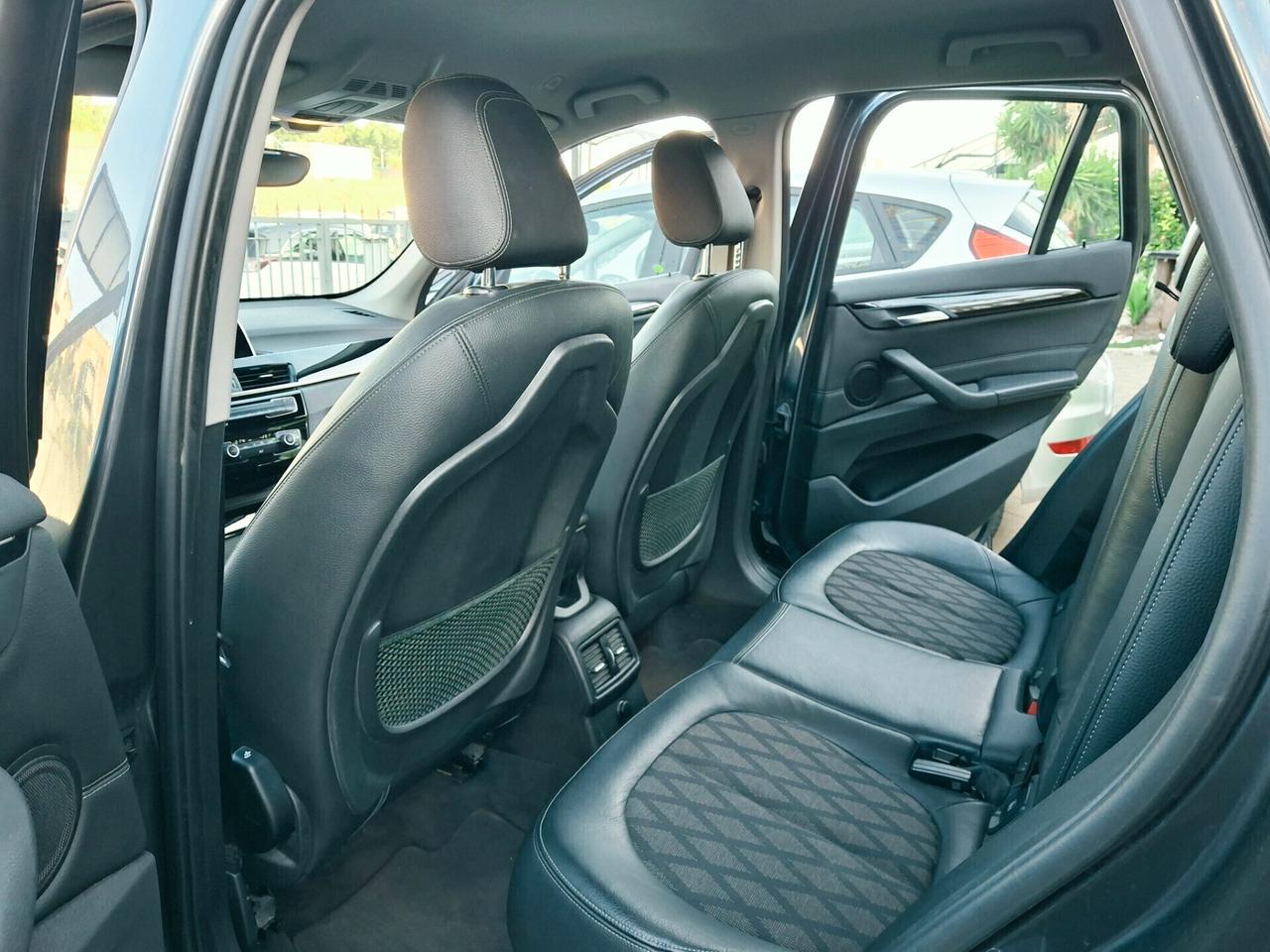 Bmw X1 sDrive18d xLine "Cambio Automatico
