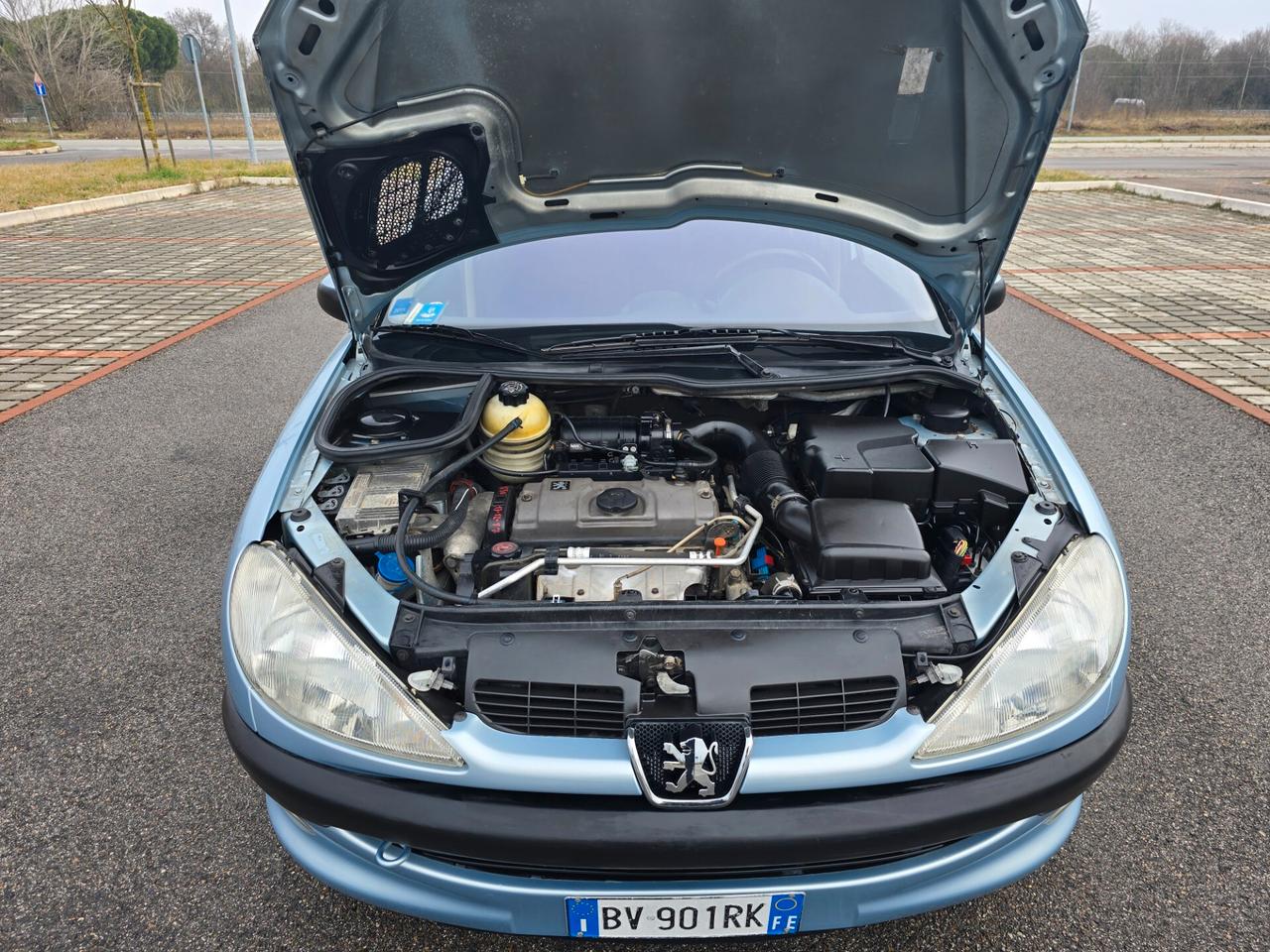 Peugeot 206 1.4 Benzina NEOPATENTATI