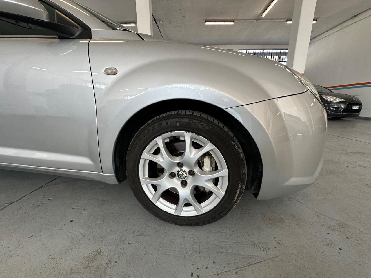Alfa Romeo MiTo 1.4 T 155 CV Distinctive