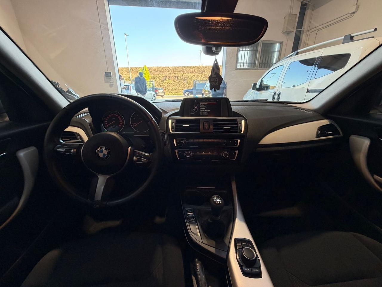 Bmw 116 116d 5p. Msport