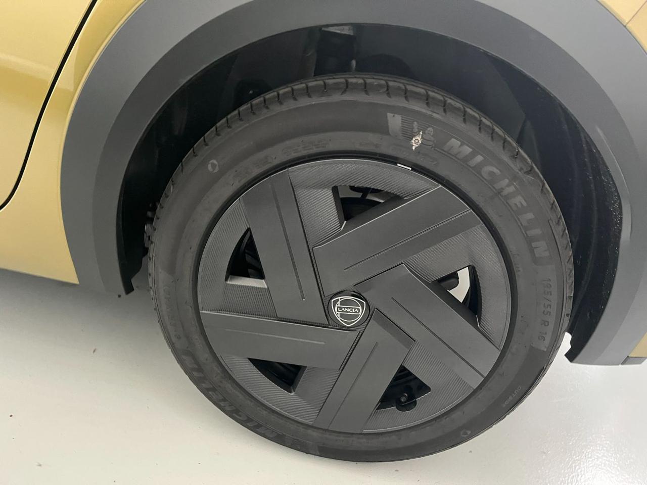 LANCIA Ypsilon 4ª serie Ypsilon Hybrid e-DCT