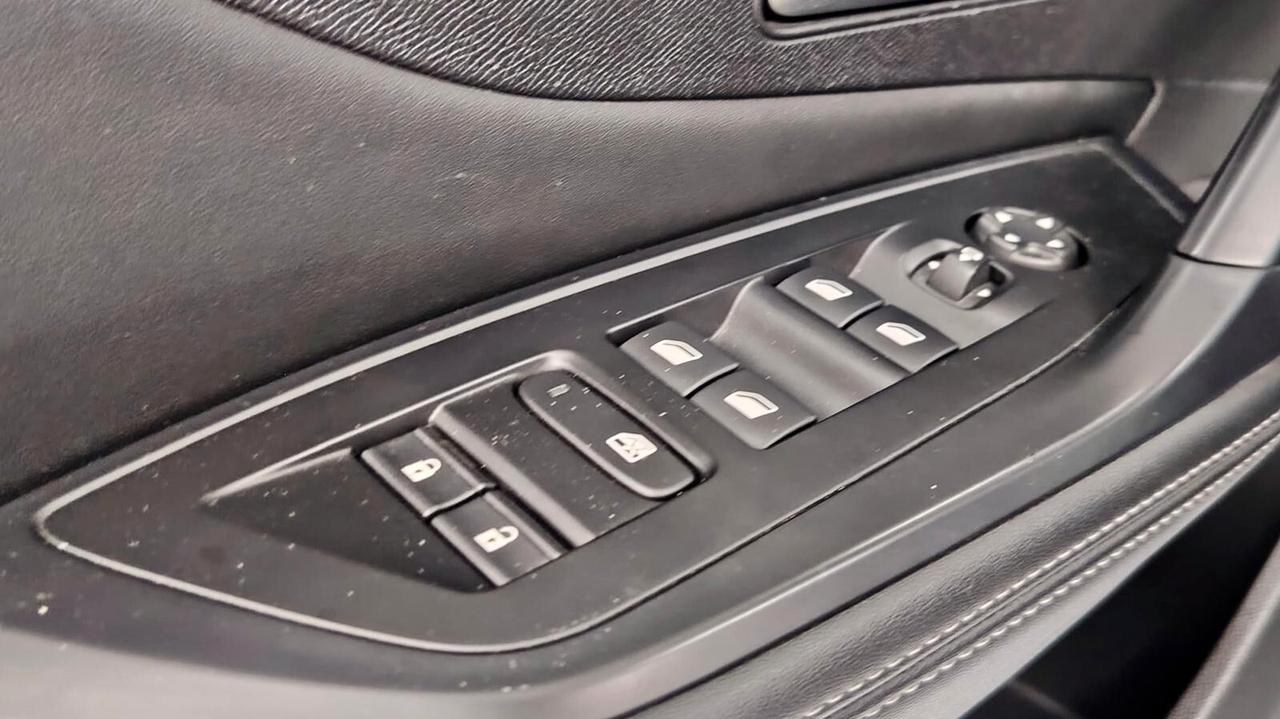 Peugeot 308 SW 1.5 ALLURE PACK 131CV - VIRTUAL COCKPIT, PACCHETTO LUCI, NEOPATENTATI