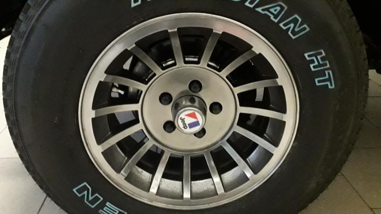 Jeep Cherokee Pioneer 4x4 2.5 Benzina