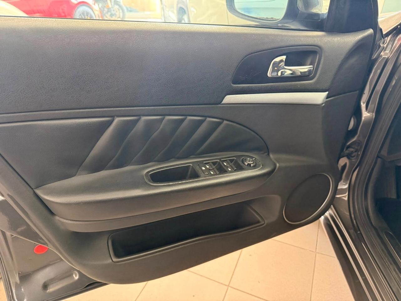 Alfa Romeo 159 2.4 JTDm 20V Distinctive