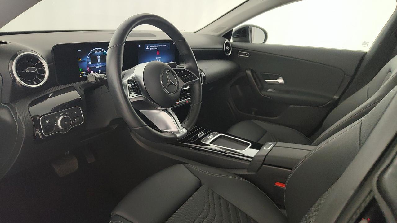 Mercedes-Benz CLA Shooting Brake 180 d Advanced auto