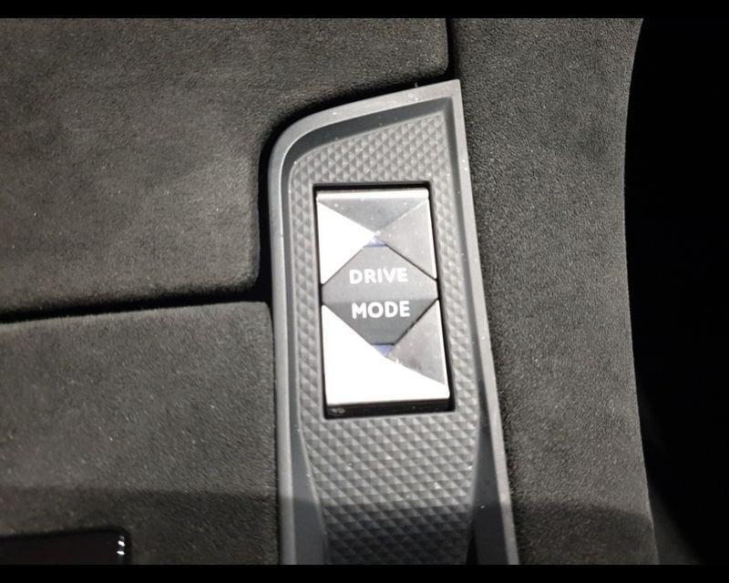 DS DS 7 DS 7 Crossback E-Tense Performace Line