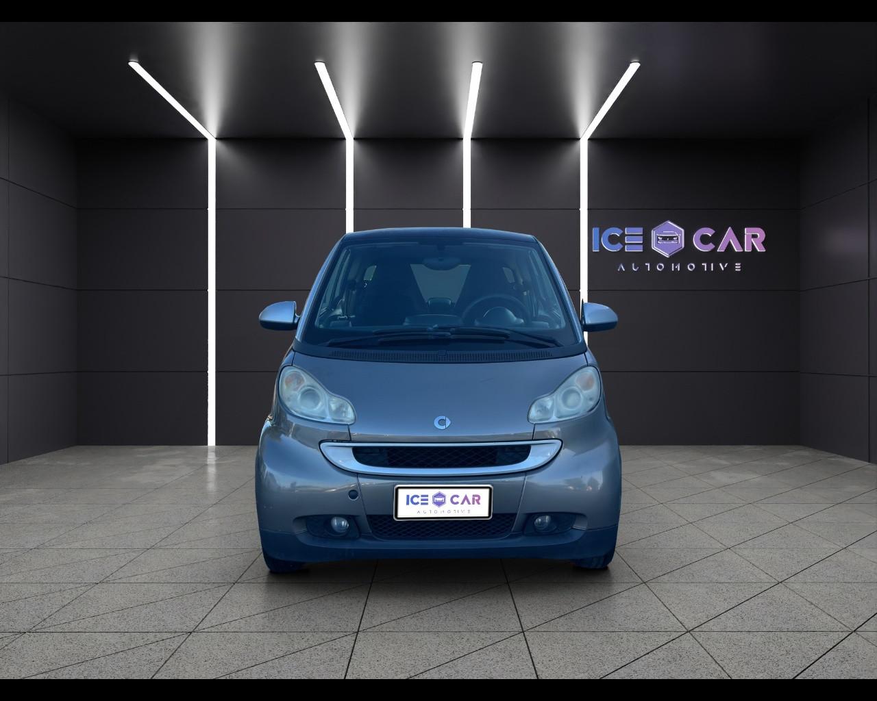 SMART fortwo 2ª serie - fortwo 1000 52 kW MHD coupé passion