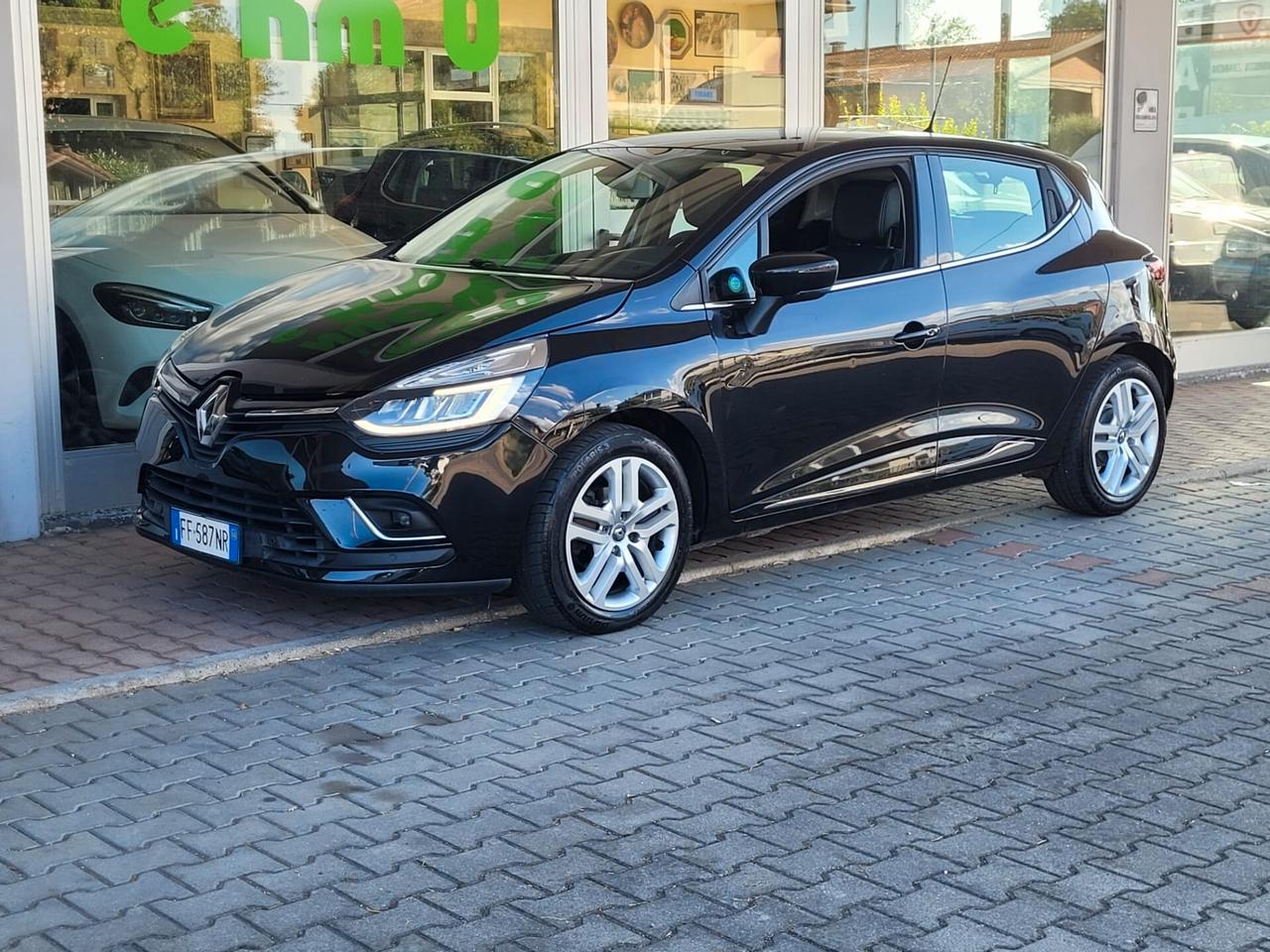 Renault Clio 1.2 75CV 5 porte Zen