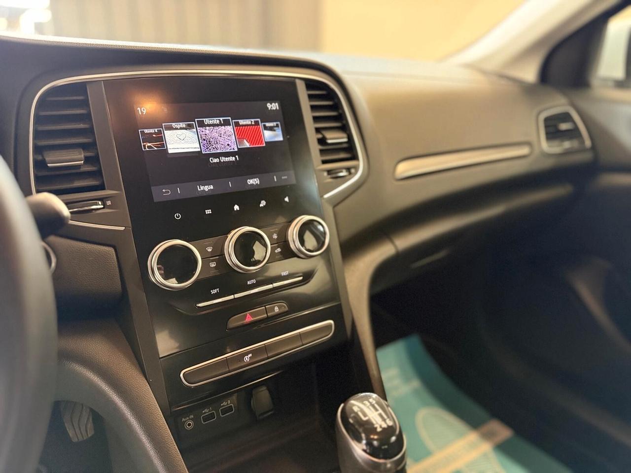 Renault Mégane Blue dCi 115 CV R.S. Line