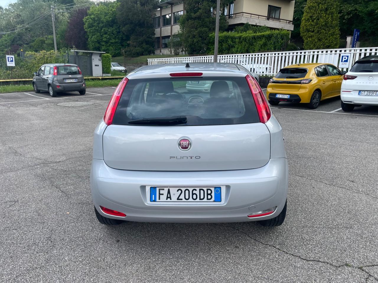 Fiat Punto 1.2 EURO 6b VA BENE PER NEOPT.