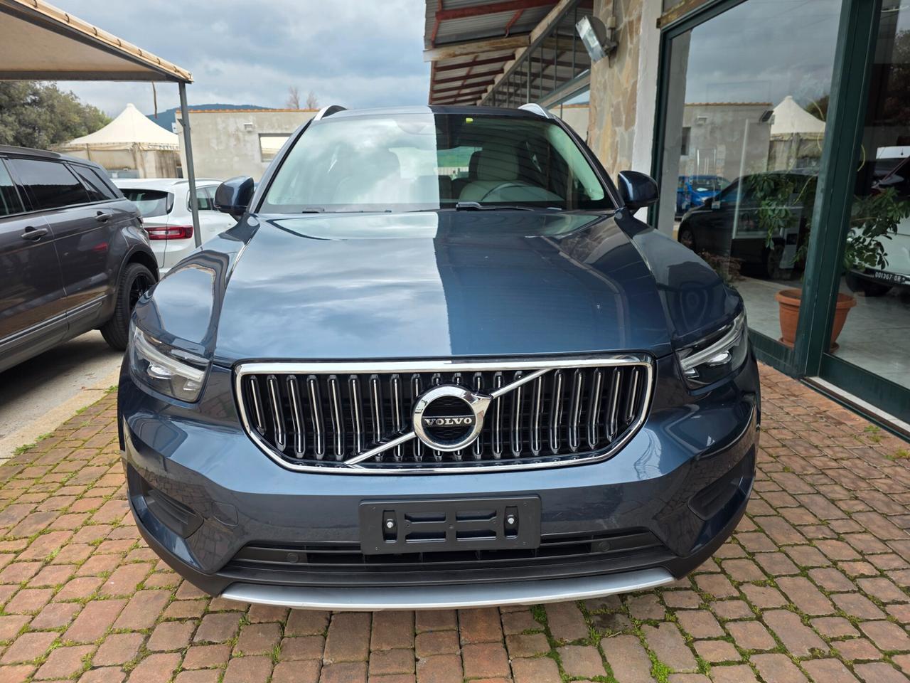 Volvo XC40 D3 AWD Geartronic Inscription N1