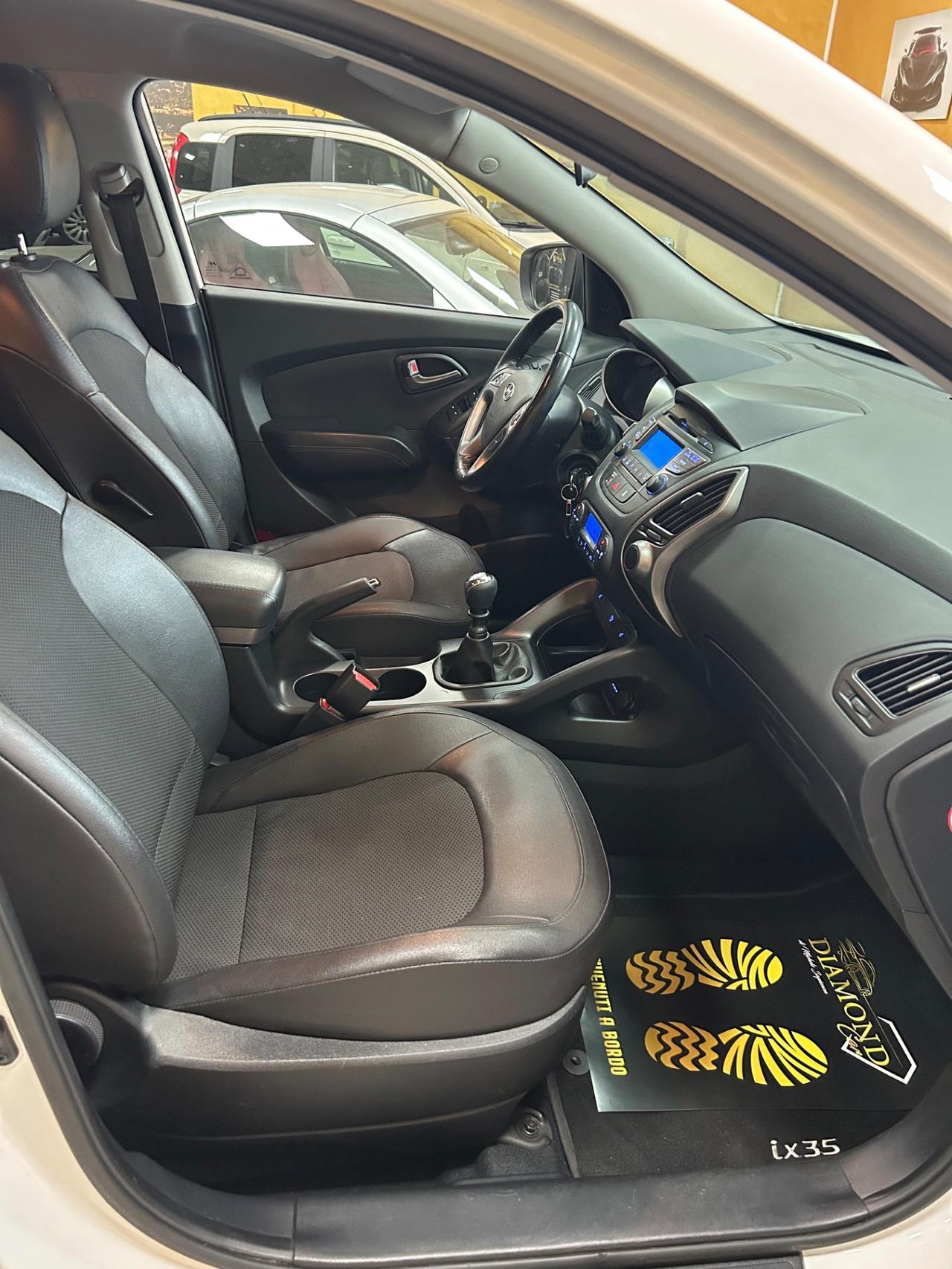 HYUNDAI IX35 1.7 Crdi “PELLE/CRUISE/LED/17”-2013