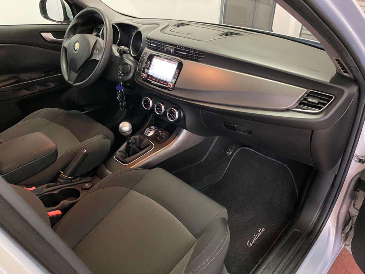 Alfa Romeo Giulietta 1.6 JTDm-2 105 CV Distinctive
