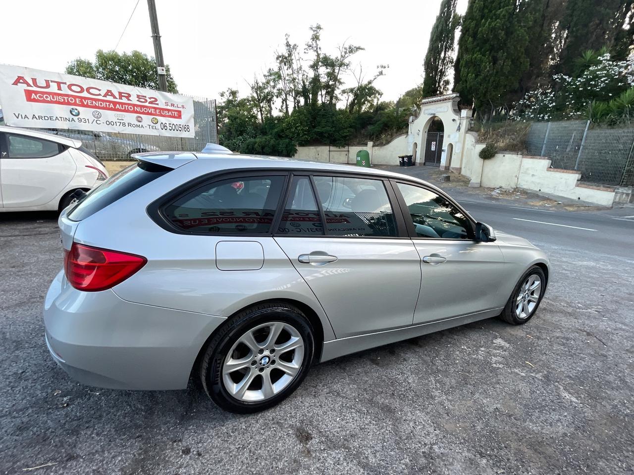 Bmw 320 320d Touring cambio automatico - navigatore