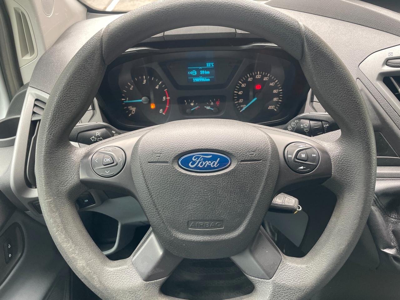 Ford Tourneo Custom Transit 270 E5 2.2 tdci 125cv Trend L1H1