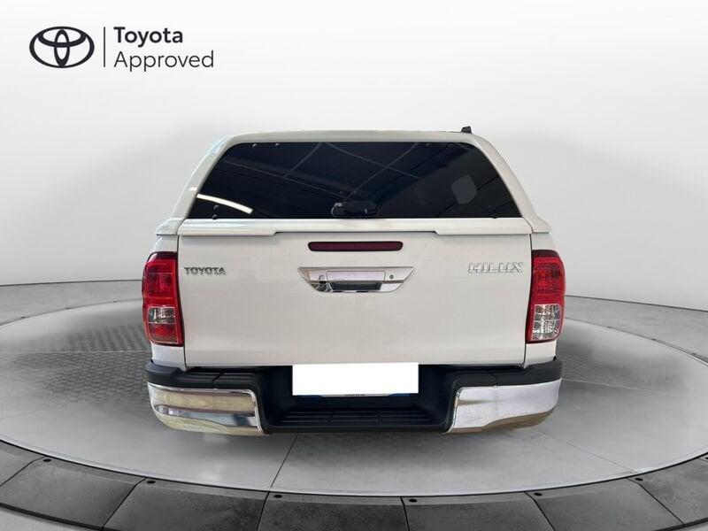 Toyota Hilux 2.4 d-4d double cab Lounge 4wd