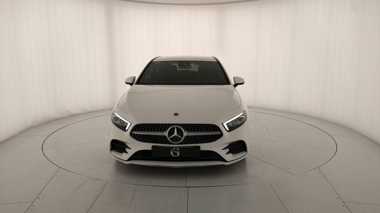 Mercedes-Benz Classe A - W177 2018 - A 180 d Premium auto