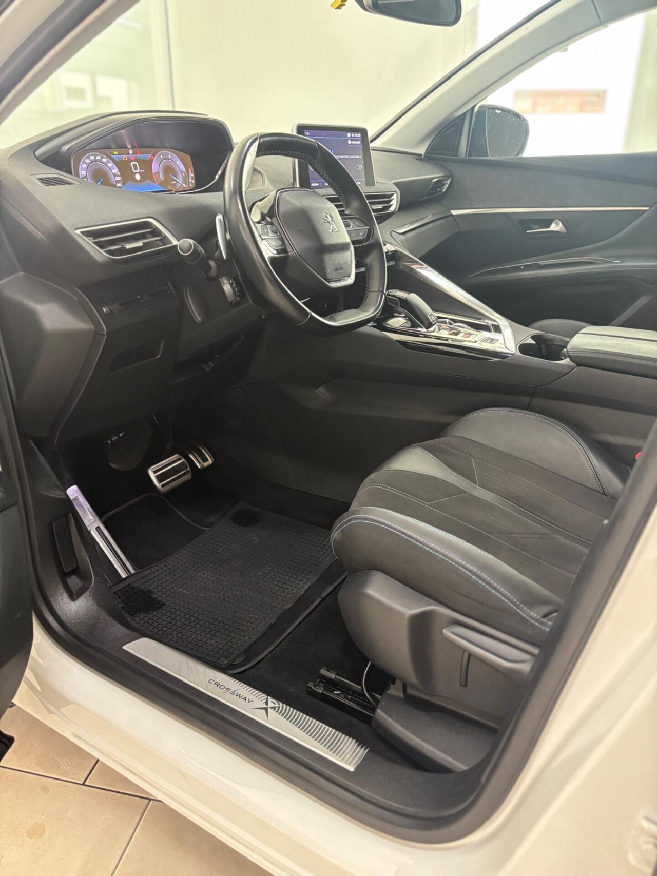 Peugeot 3008 BlueHDi 130 S&S EAT8 Crossway