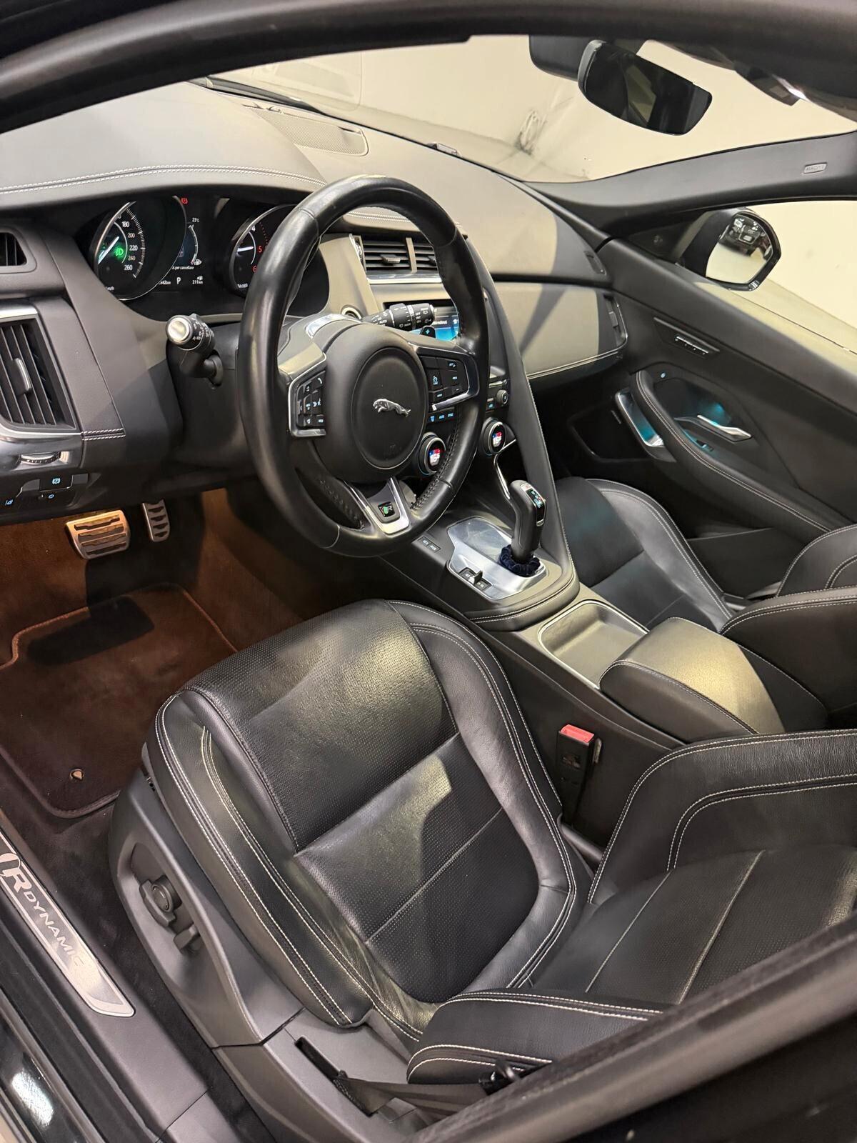 Jaguar E-Pace 2.0D 240 CV AWD aut. R-Dynamic HSE