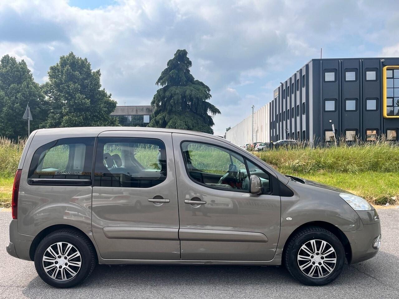 Peugeot Partner Tepee 1.6 HDi 92CV Outdoor