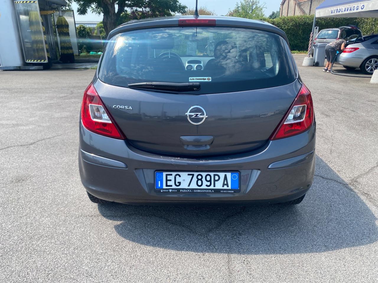 Opel Corsa 1.2 5 porte Cosmo