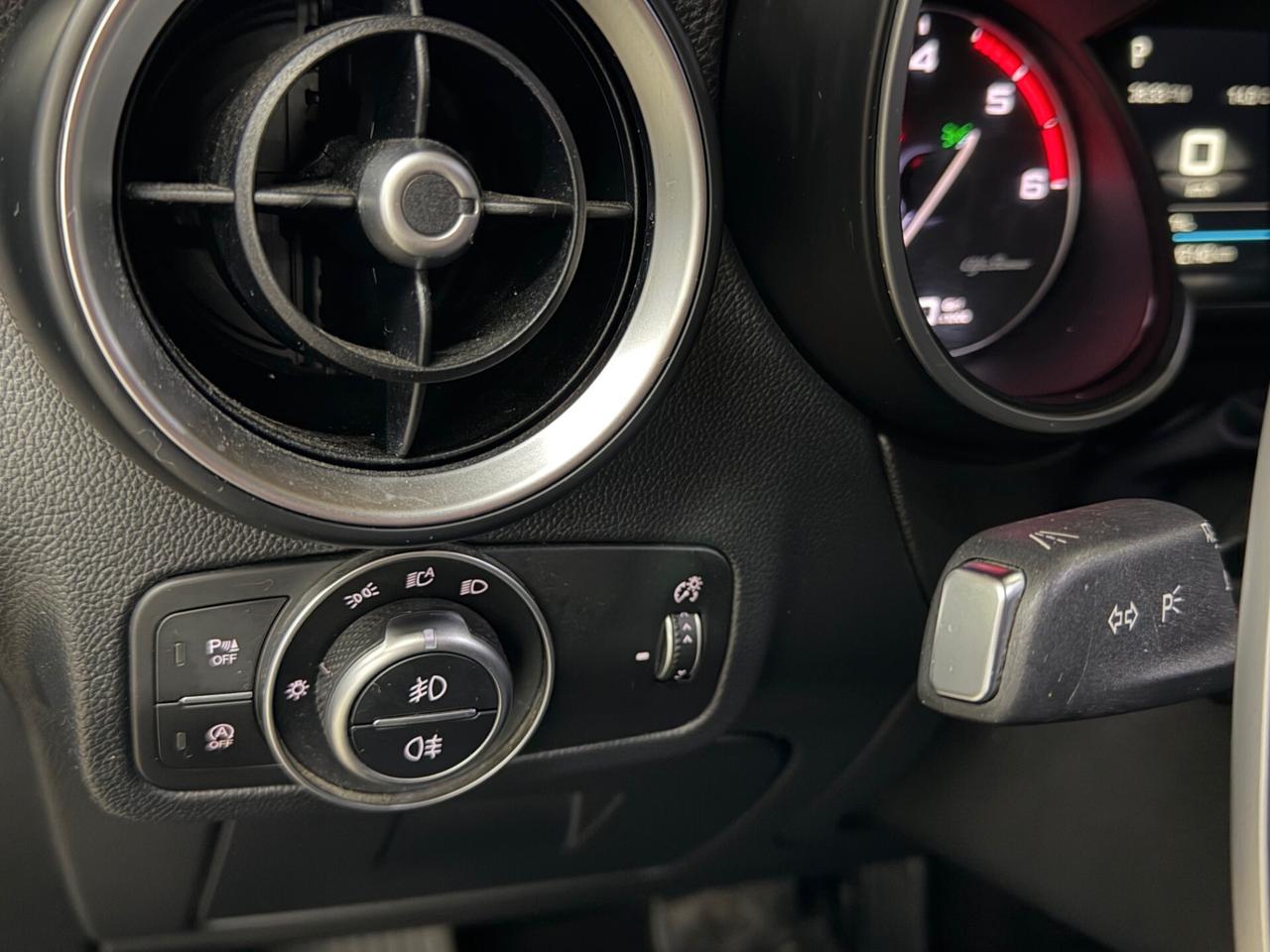 Alfa Romeo Stelvio 2.2 Turbodiesel 210 CV AT8 Q4 Super