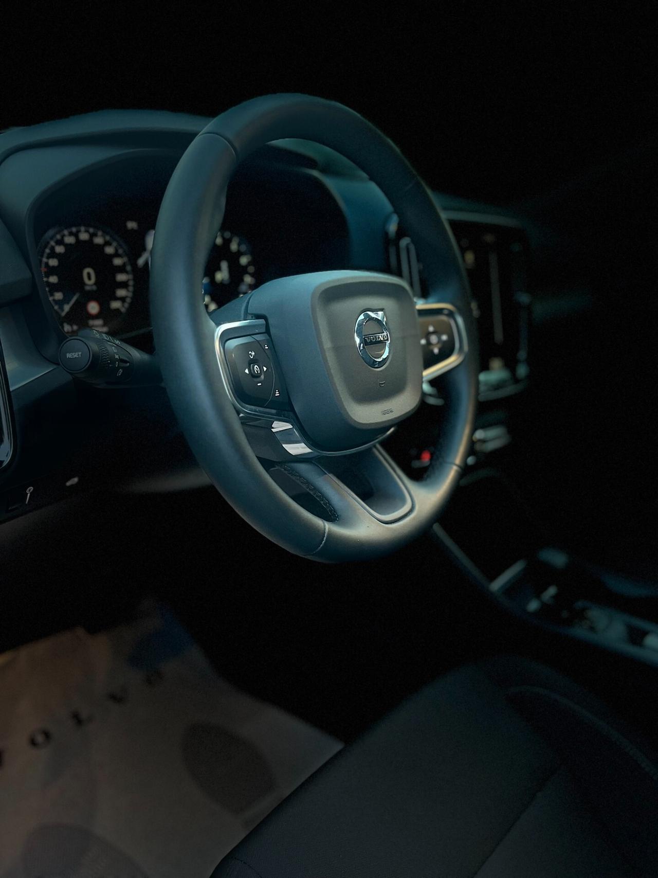 XC40 1.5 t2 Momentum Pro auto my21